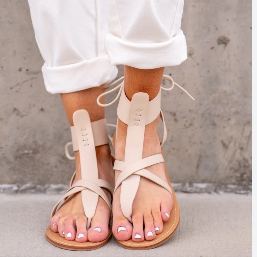 OASIS SOCIETY IVORY SANDALS